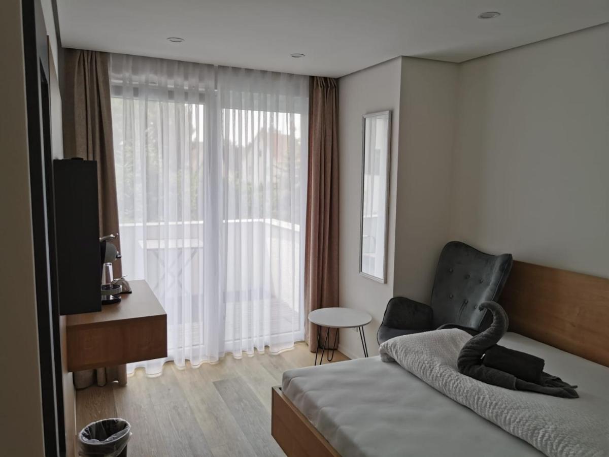 Zimmer-Lein Leingarten Kültér fotó