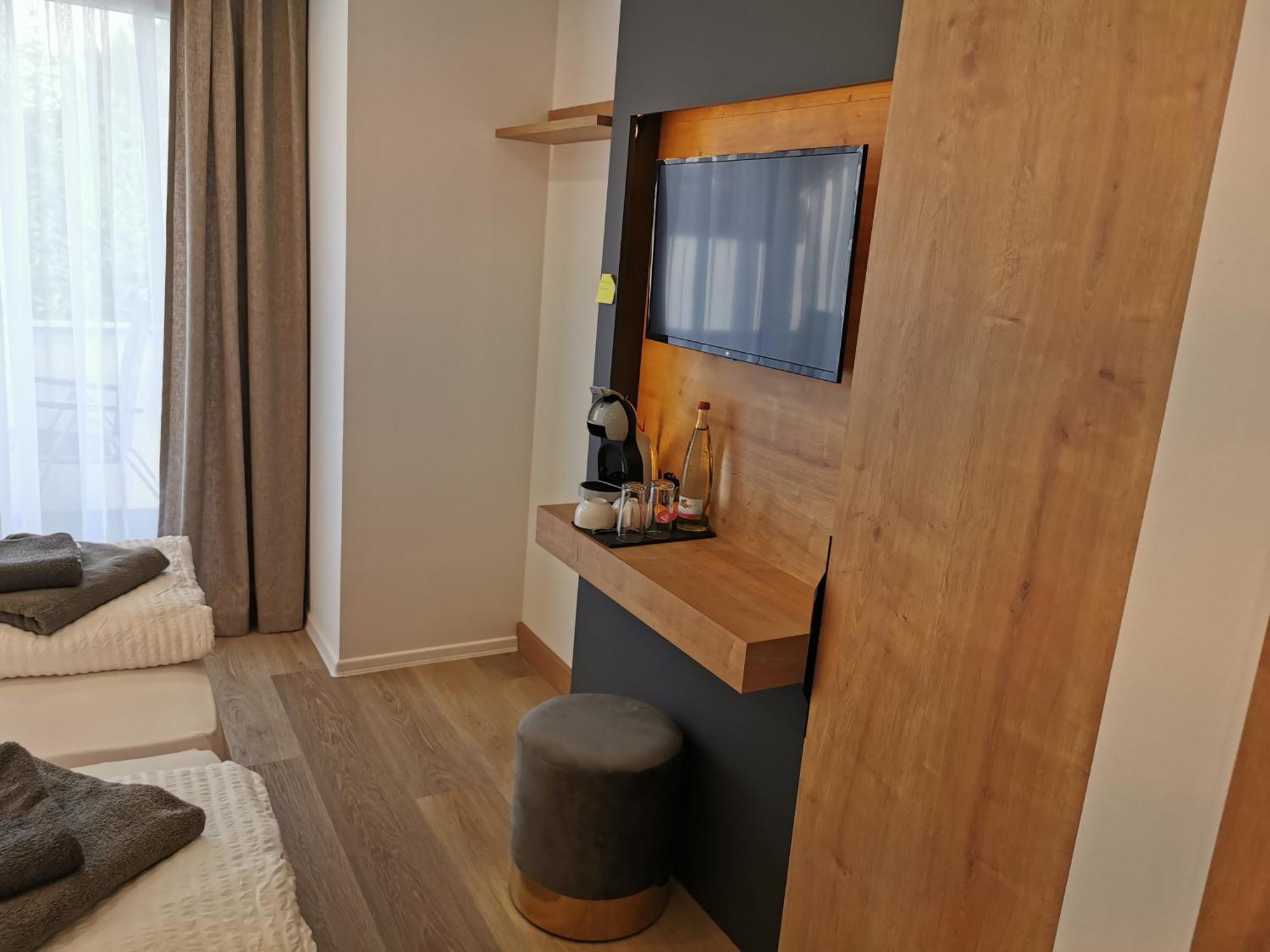 Zimmer-Lein Leingarten Szoba fotó